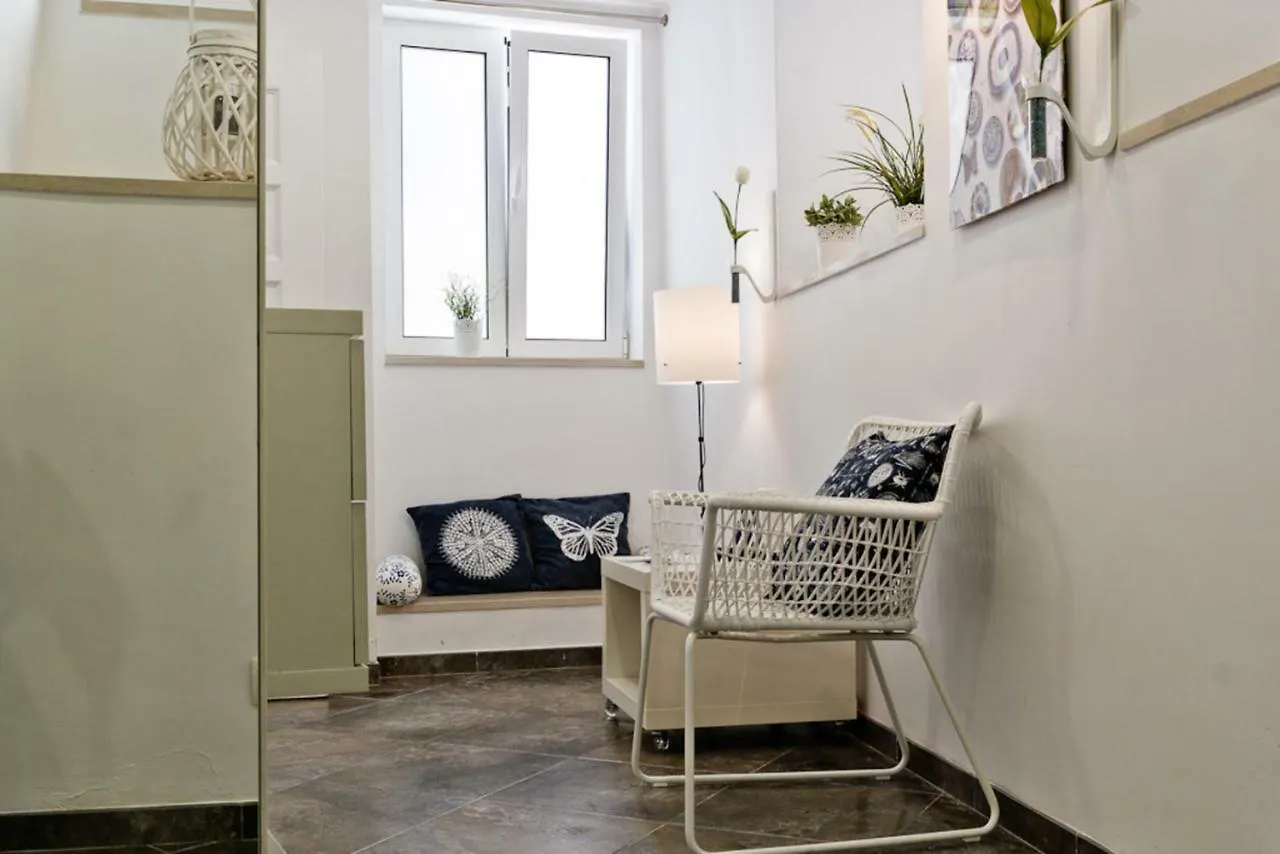 Bookme Lisboa - Beco Do Belo Διαμέρισμα 0*,  Πορτογαλία